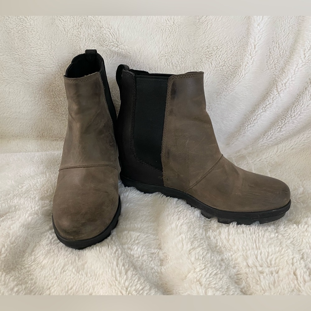 Sorel Joan of Arctic Wedge Bootie—Size 8